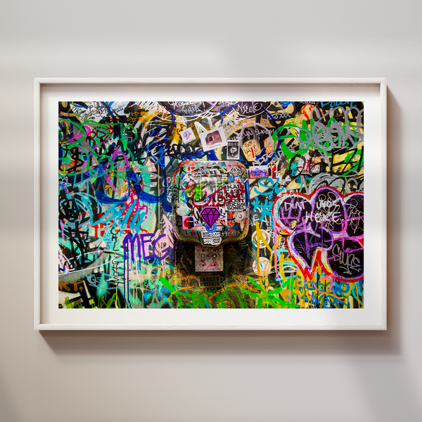 Two Bit's Retro, NYC. Landscape. 2020