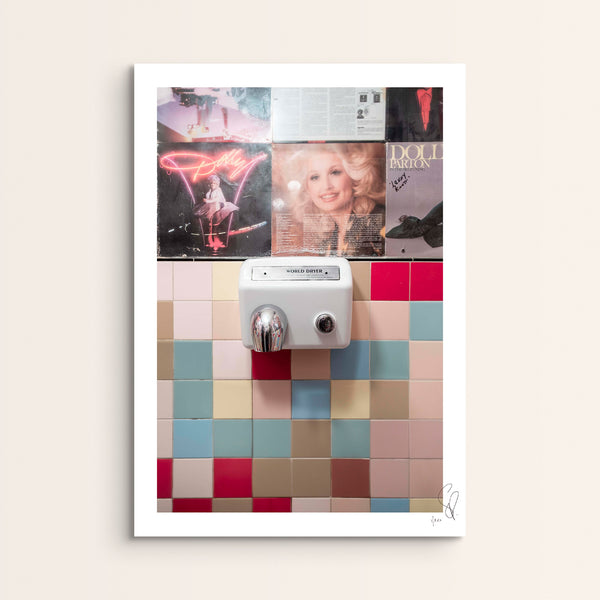 Dolly's, NYC. 2024