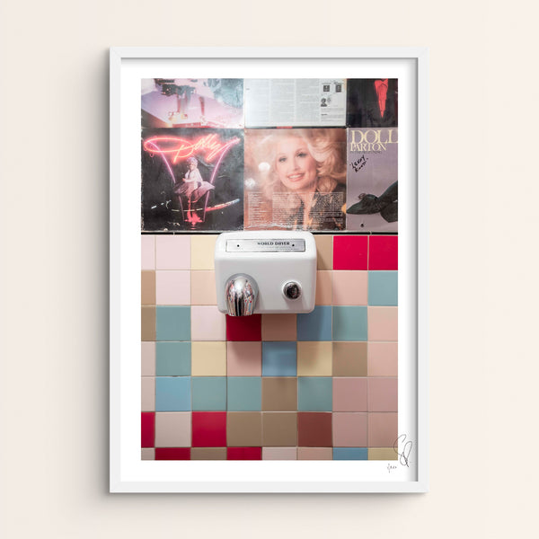 Dolly's, NYC. 2024