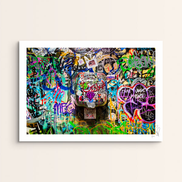 Two Bit's Retro, NYC. Landscape. 2020